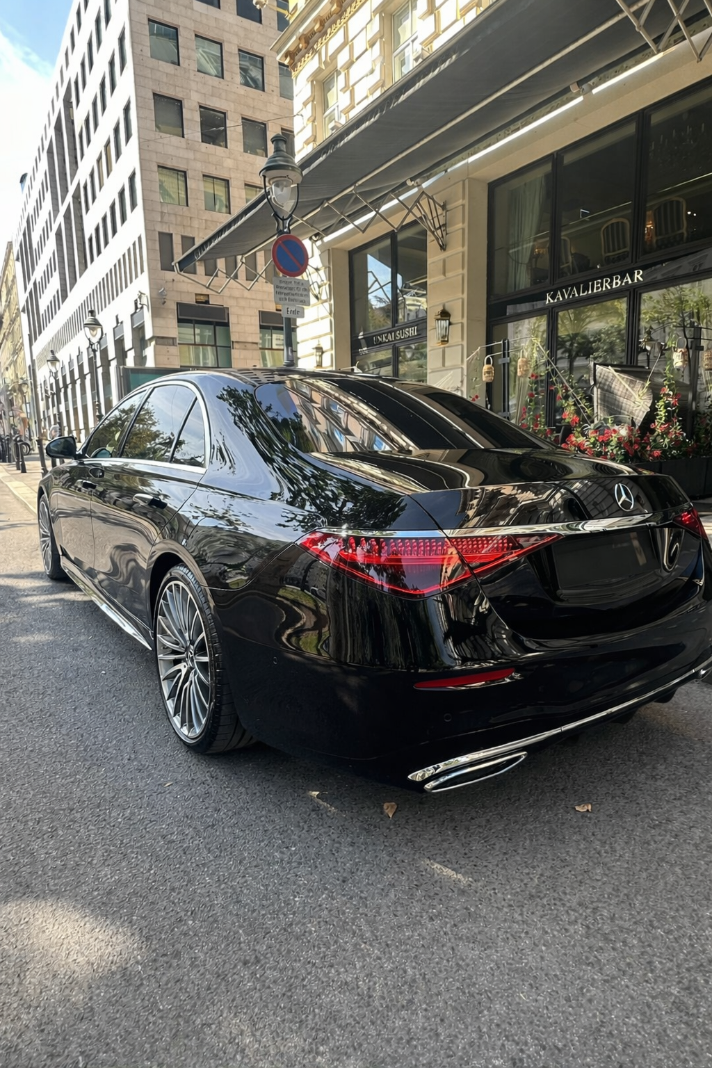 Mercedes S-Class thumbnail 2